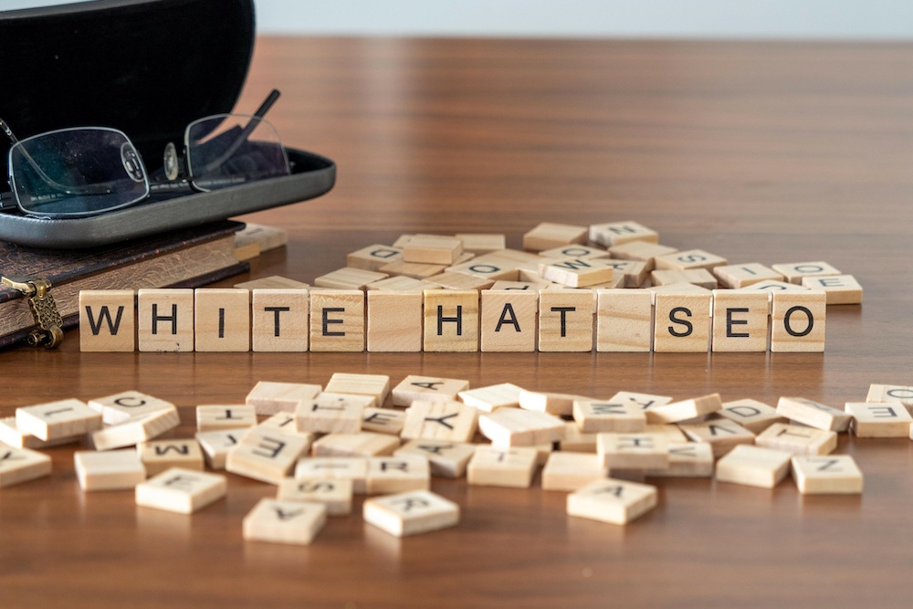 what makes white hat